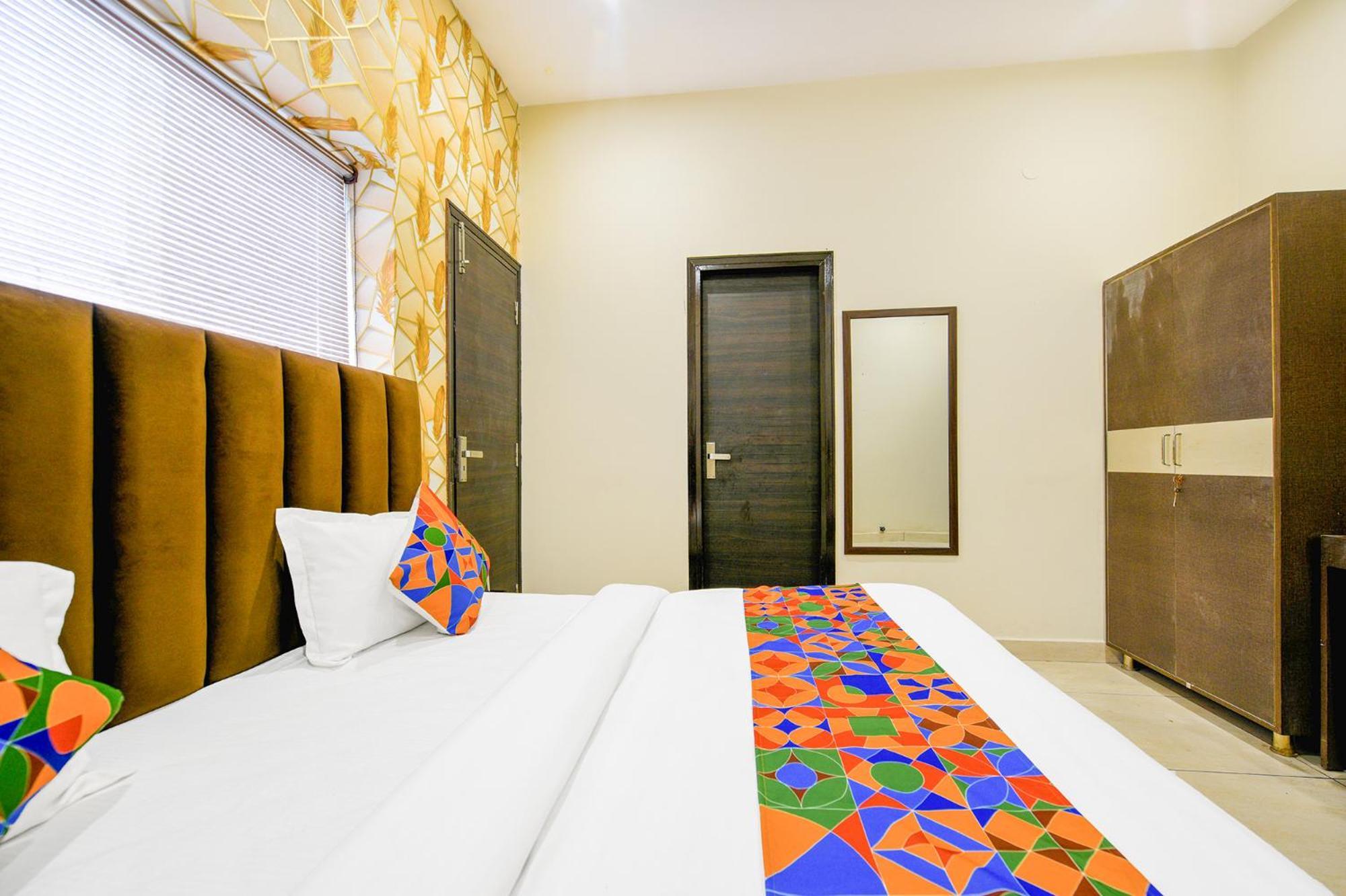 Fabhotel Royal Regency I Ludhiana Exterior foto