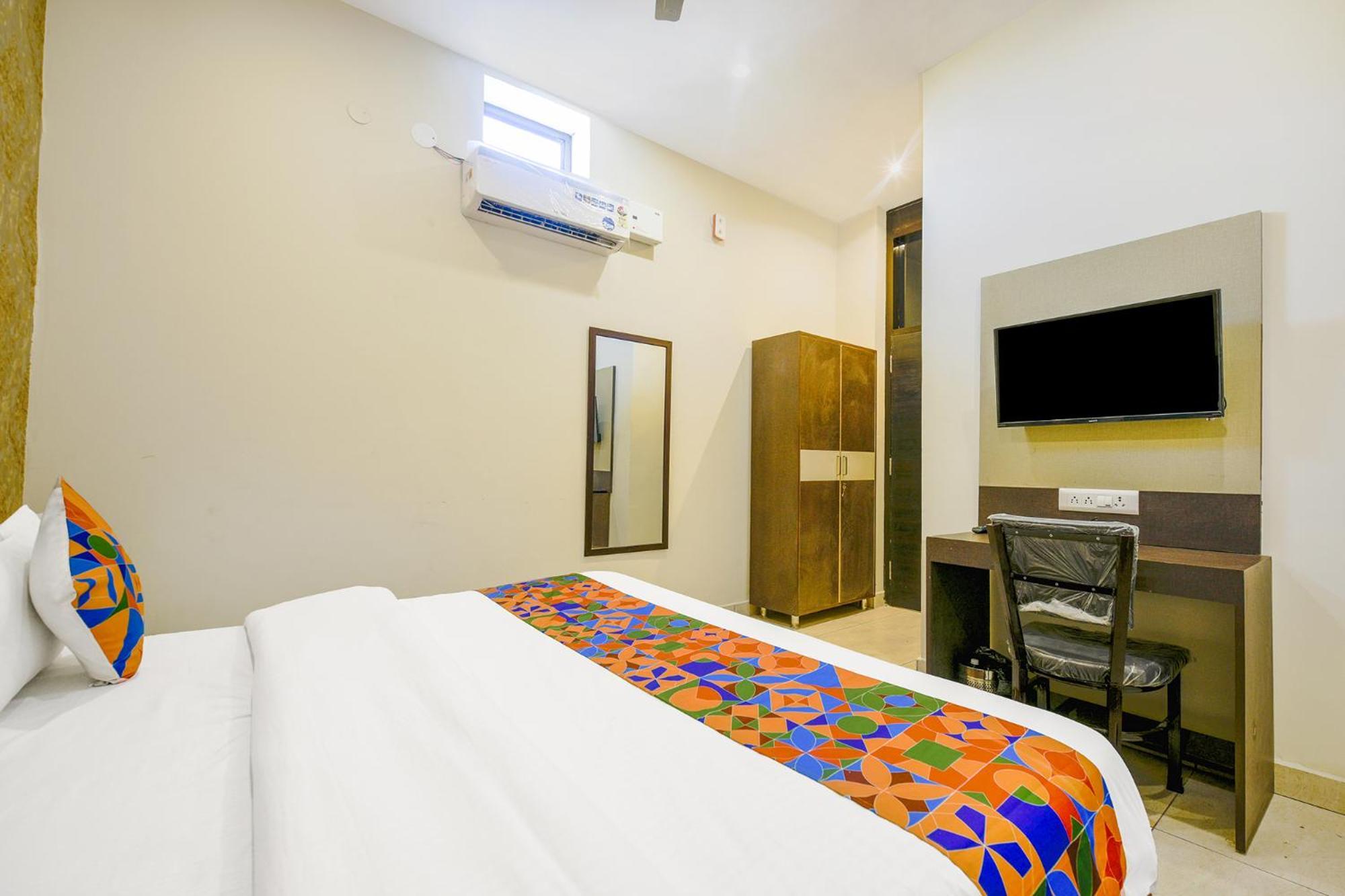 Fabhotel Royal Regency I Ludhiana Exterior foto