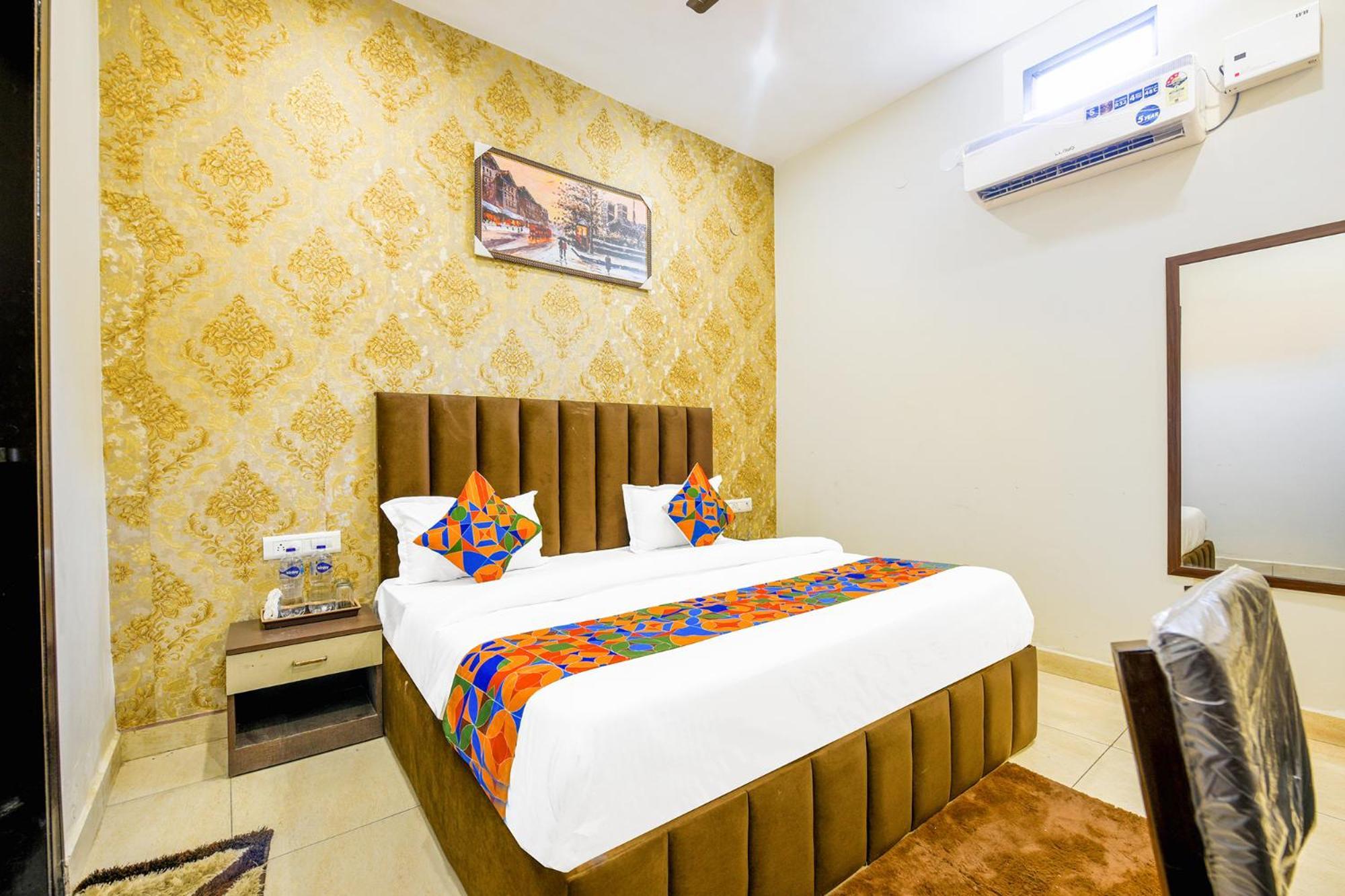 Fabhotel Royal Regency I Ludhiana Exterior foto