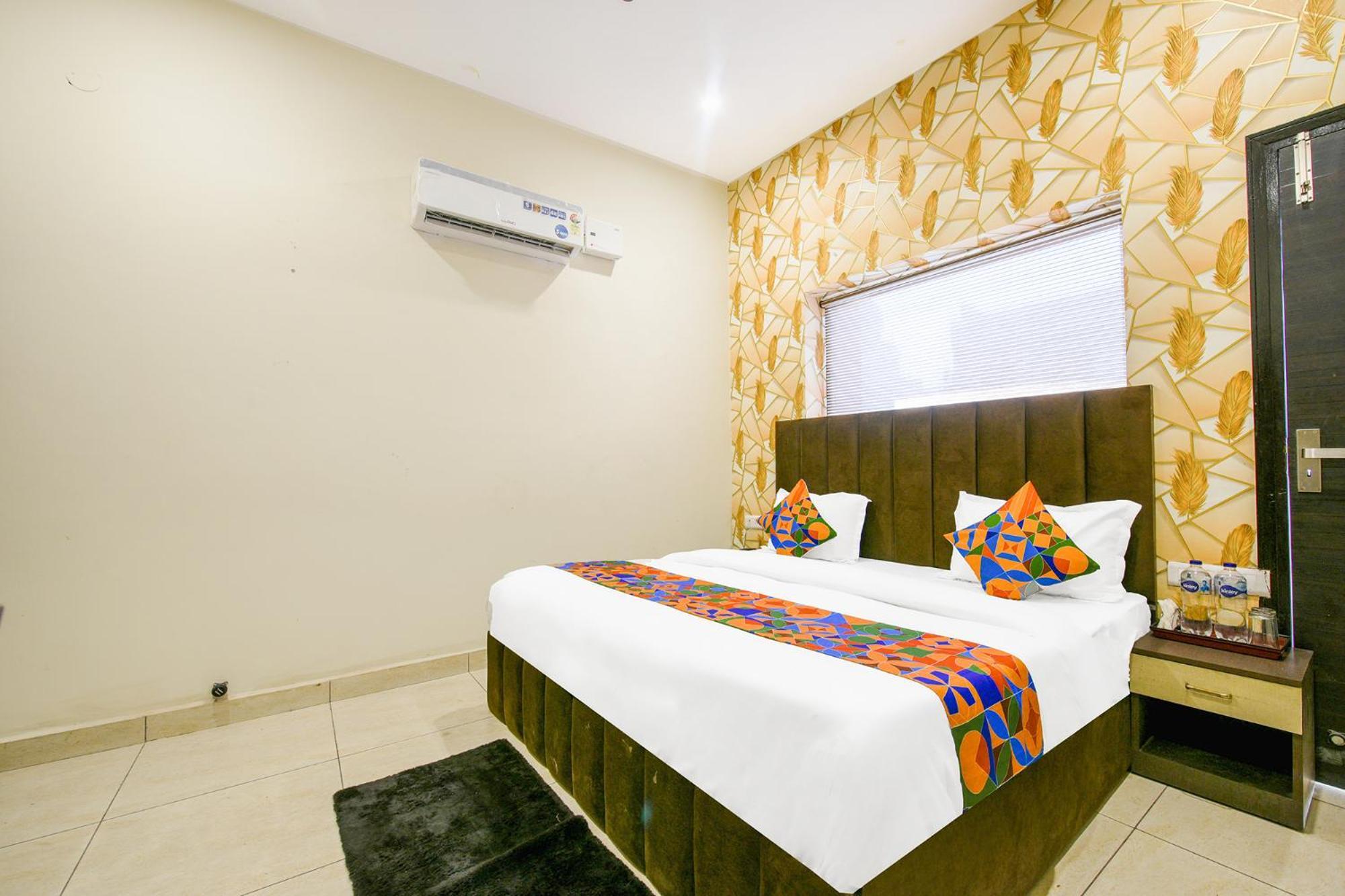 Fabhotel Royal Regency I Ludhiana Exterior foto