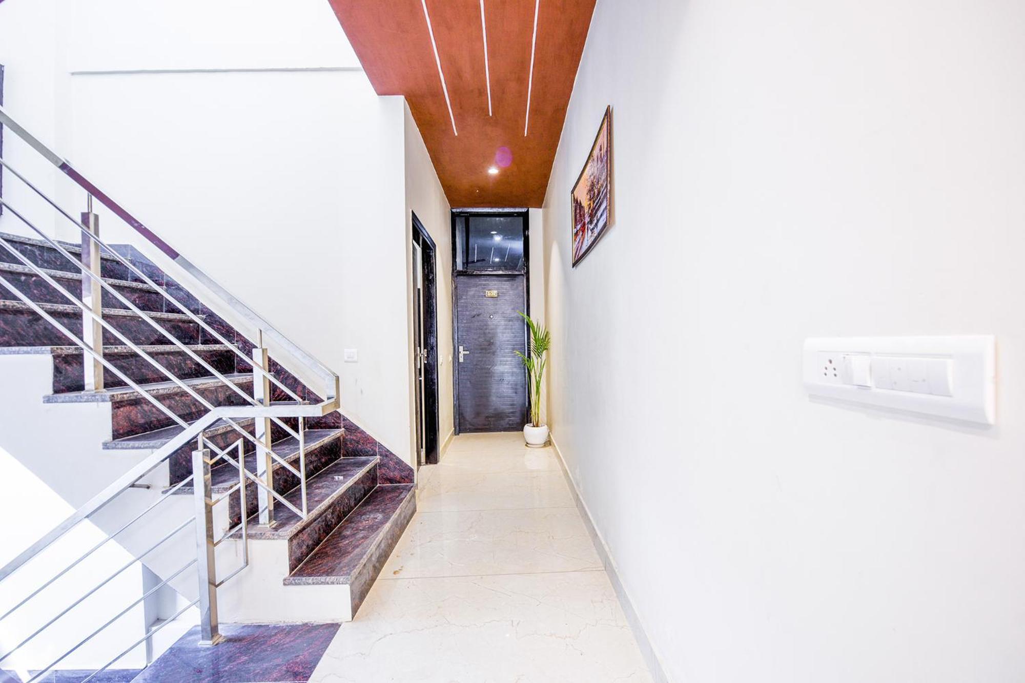 Fabhotel Royal Regency I Ludhiana Exterior foto