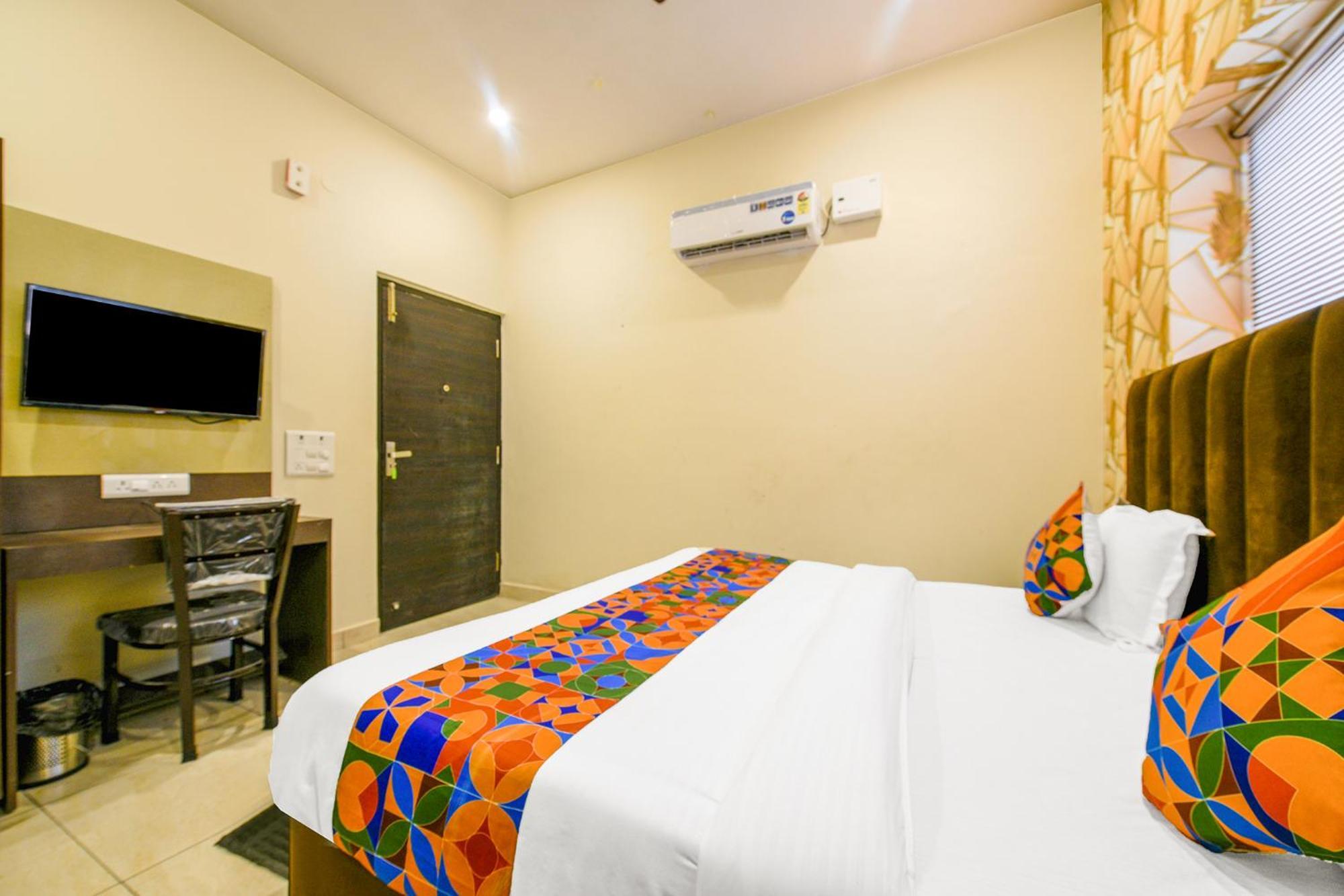 Fabhotel Royal Regency I Ludhiana Exterior foto