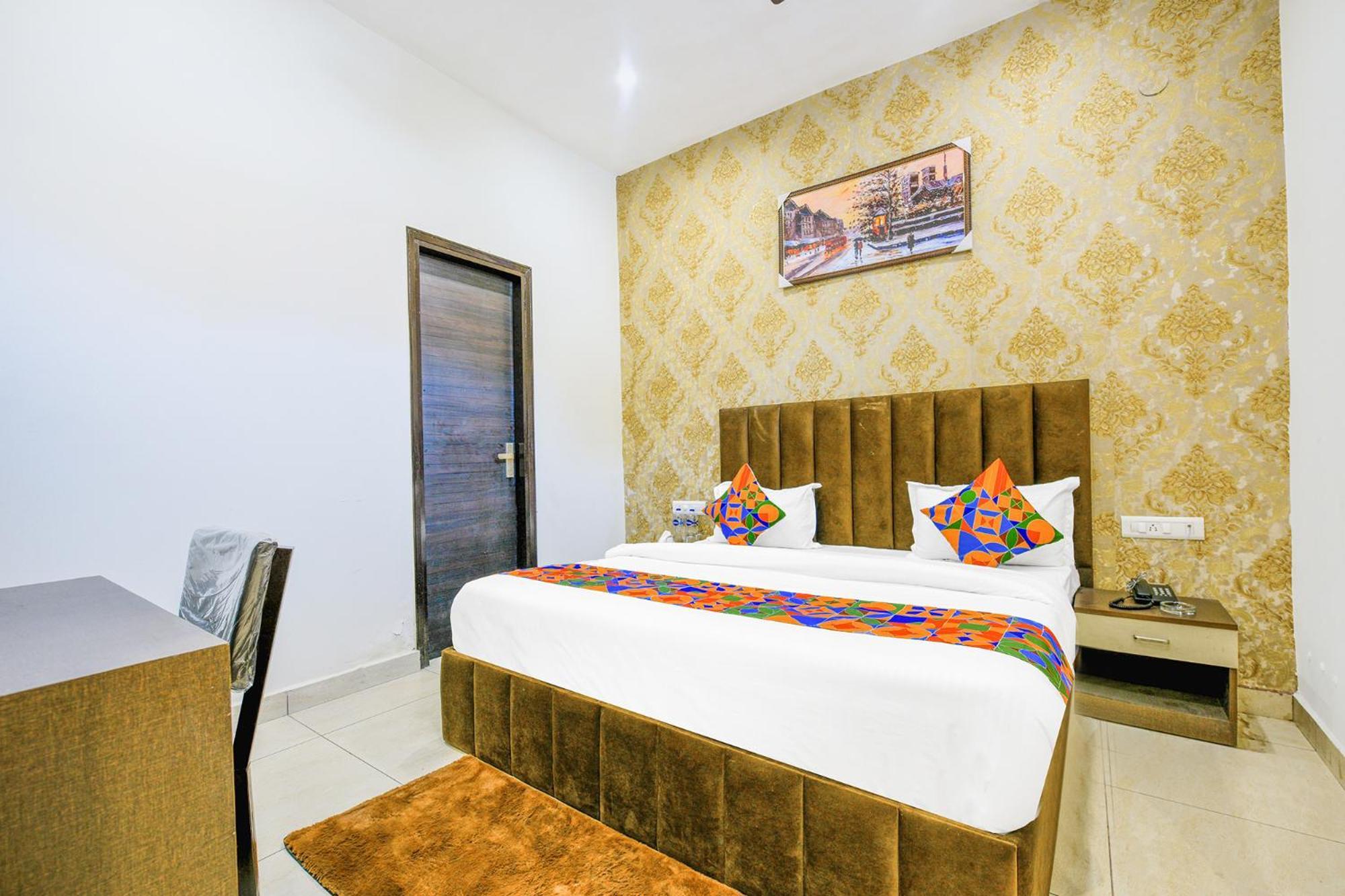 Fabhotel Royal Regency I Ludhiana Exterior foto